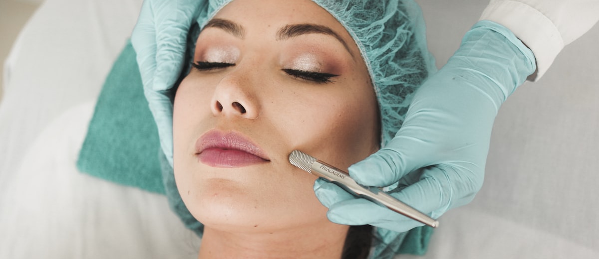 Cirugía estética facial